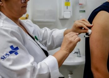 Primeira vacina 100% nacional contra a dengue é aprovada pela Anvisa