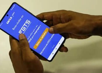 FGTS: Novas regras derrubam em 80% antecipação do saque-aniversário; parlamentares articulam reversão das normas