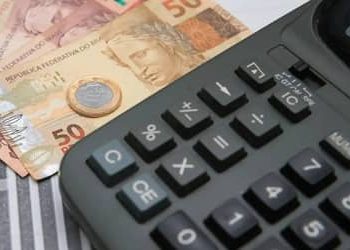 Gastos públicos superam arrecadação e devem fechar 2025 em R$ 5,2 trilhões