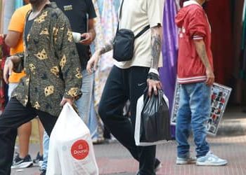 O presente não coube? Saiba seus direitos na hora de trocar