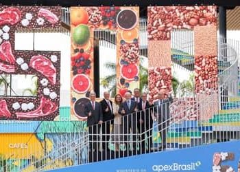Presidente da ApexBrasil defende investimento em capacitação de empresas nacionais para atuação no mercado global