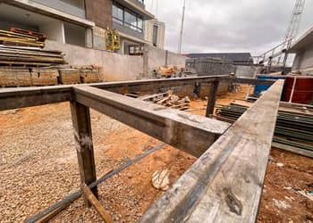 Construção civil: alta carga tributária é empecilho maior que taxas de juros
