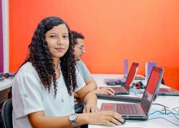 Em 2025, Programa Computadores para Inclusão cria 50 novos laboratórios de informática em SP