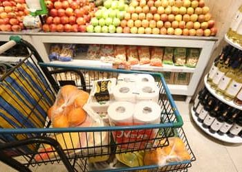 Entre recuos e altas pontuais, preços dos alimentos fecham 2025 estáveis