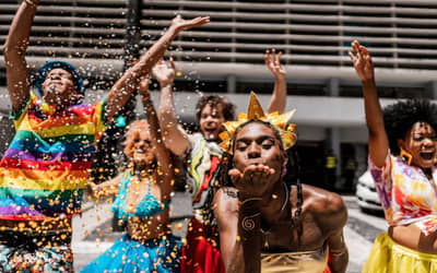 Carnaval deve movimentar entre R e R bilhões para o turismo em 2026 Carnaval deve movimentar entre R e R bilhões para o turismo em 2026