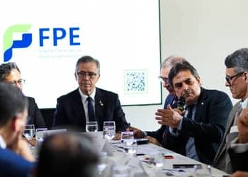Reforma Tributária: parlamentares e empresários discutem ajustes na regulamentação