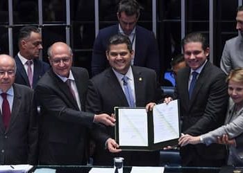 Congresso promulga Acordo Mercosul-União Europeia: veja principais pontos