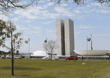 CNI mobiliza Congresso para ampliar debate sobre redução da jornada de trabalho