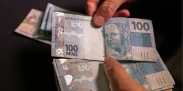 Orçamento familiar: Norte e Nordeste lideram comprometimento da renda no país, aponta Serasa