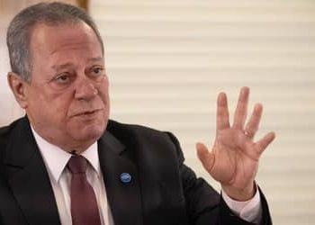 Redução da jornada de trabalho não deve avançar sob pressão eleitoral, diz presidente da CNI