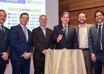 Leilão da faixa de 700 MHz promete ampliar internet em áreas rurais e rodovias do país