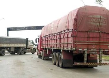 Guerra no Oriente Médio encarece transporte de mercadorias para mais da metade das indústrias, revela CNI
