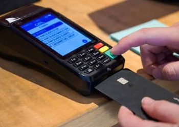 Quase metade dos industriais prevê aumento do endividamento nos próximos três meses, aponta CNI