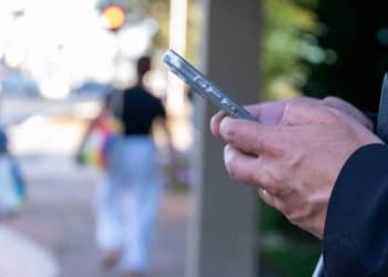 BETS: quase 40% dos apostadores estão endividados; SESI e SENAI lançam cartilhas de prevenção