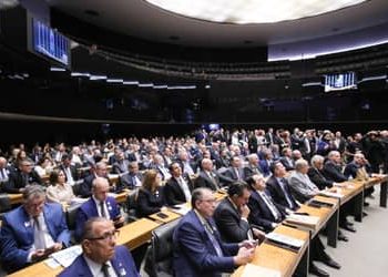 Congresso entra em reta final do semestre sem definição sobre pauta nas duas casas