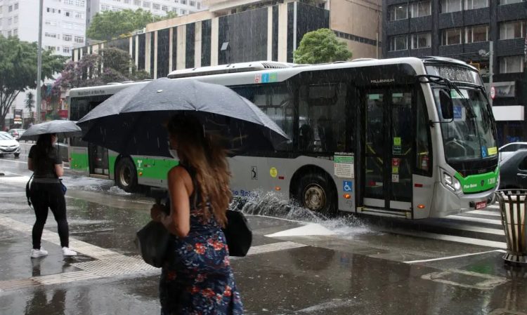 El Niño começa a influenciar o regime de chuvas na Região Sul, aponta Inmet El Niño começa a influenciar o regime de chuvas na Região Sul, aponta Inmet