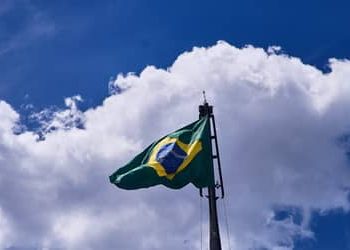 Entenda como a Lei da Reciprocidade permite ao Brasil responder às tarifas dos EUA