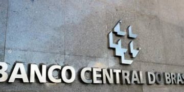 IBC-Br avança 0,1% em maio e indica desaceleração da atividade econômica IBC-Br avança 0,1% em maio e indica desaceleração da atividade econômica