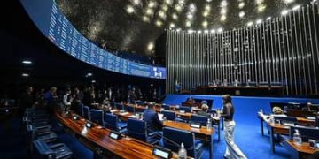 Senado fixa limite de 5% para retenção de repasses do FPE e FPM Senado fixa limite de 5% para retenção de repasses do FPE e FPM