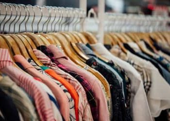 Confiança do comércio recua 0,6% em agosto