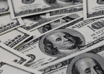 Dólar fecha o último pregão cotado a R$ 5,08