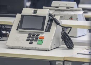 Eleições 2026: Justiça Eleitoral reformula plataforma para ajudar eleitor a identificar fake news