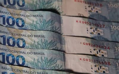 Governo paga R$ 1,16 trilhão em juros e dívida pública avança Governo paga R$ 1,16 trilhão em juros e dívida pública avança