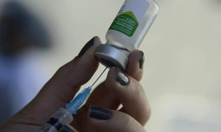 InfoGripe: casos de SRAG seguem em queda no país InfoGripe: casos de SRAG seguem em queda no país