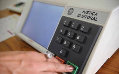 Lula lidera no Nordeste, enquanto Flávio Bolsonaro mantém vantagem no Sul e Sudeste Lula lidera no Nordeste, enquanto Flávio Bolsonaro mantém vantagem no Sul e Sudeste