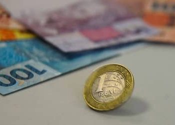 Mesmo com queda da Selic, juros seguem freando investimentos, diz CNI