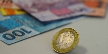 Mesmo com queda da Selic, juros seguem freando investimentos, diz CNI Mesmo com queda da Selic, juros seguem freando investimentos, diz CNI
