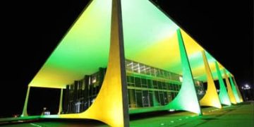 STF decide que salário de auditores fiscais estaduais e municipais deve seguir teto local