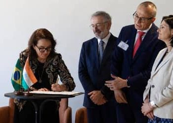 Brasil e Índia ampliam cooperação comercial e miram investimentos em setores estratégicos