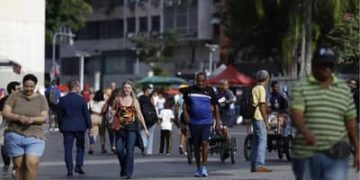 Cidades pequenas têm maior participação partidário-eleitoral no Brasil