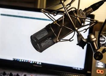 Dia Mundial do Jornalismo destaca defesa da informação de interesse público