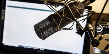 Dia Mundial do Jornalismo destaca defesa da informação de interesse público