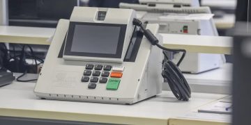 Eleições 2026: Justiça Eleitoral reformula plataforma para ajudar eleitor a identificar fake news Eleições 2026: Justiça Eleitoral reformula plataforma para ajudar eleitor a identificar fake news
