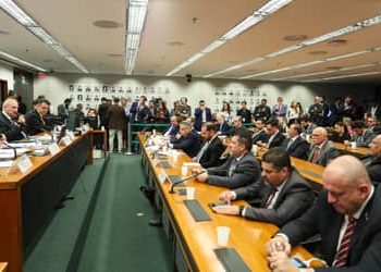 Entidades de Santa Catarina e do Paraná cobram urgência na correção dos limites do Simples Nacional