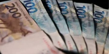 IFI prevê déficit de R$ 86 bilhões em 2027 e aponta necessidade de bloquear R$ 35,7 bilhões em despesas