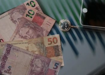 Orçamento de 2027: governo estima salário mínimo de R$ 1.741 e não reajusta Bolsa Família