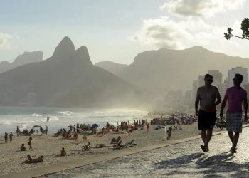 Pesquisa inédita do MTur vai mapear perfil de turistas em 50 municípios
