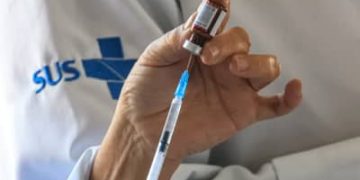 SUS inicia distribuição da Pneumo 20 para idosos com 85 anos ou mais
