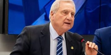 Simples Nacional: 1,4 mil entidades cobram candidatos por correção dos limites Simples Nacional: 1,4 mil entidades cobram candidatos por correção dos limites