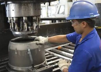 VigIndústria Brasil: saúde dos trabalhadores da indústria acende alerta para sedentarismo e estresse
