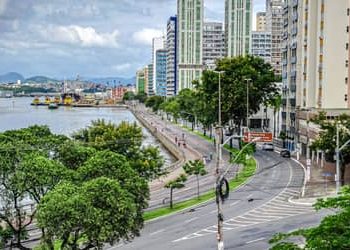 Vitória acaba com hegemonia de Florianópolis e se torna cidade mais competitiva do país