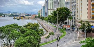 Vitória acaba com hegemonia de Florianópolis e se torna cidade mais competitiva do país