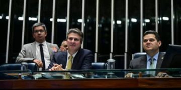 Confederação diz que PEC da Segurança exclui municípios do repasse obrigatório dos fundos