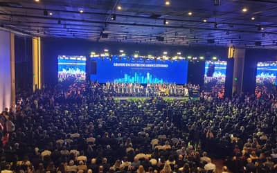 Em busca de apoio e propostas para a economia, setor produtivo debate prioridades com Flávio Bolsonaro em São Paulo Em busca de apoio e propostas para a economia, setor produtivo debate prioridades com Flávio Bolsonaro em São Paulo