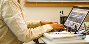 Empresas de serviços começam a informar IBS e CBS na NFS-e a partir desta quinta (1º)