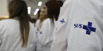 Exame feito em clínica particular poderá valer no SUS; projeto aprovado na Câmara vai ao Senado